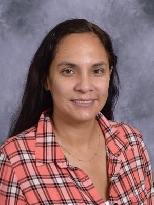 Mayra Neville